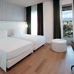 Voco - Naples Vulcano Buono By Ihg فندق 4*