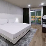 فندق Voco - Naples Vulcano Buono By Ihg نولا