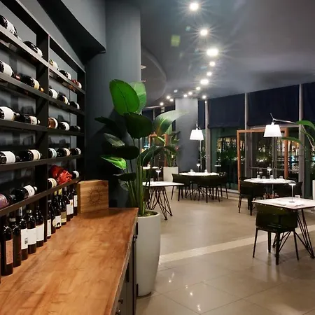 - Naples Vulcano Buono By Ihg 4*